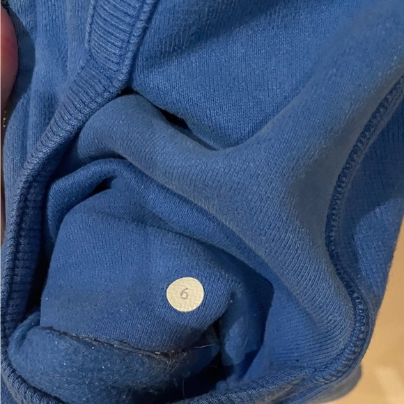 Rare Lululemon Scuba Hoodie. - Picture 4 of 5